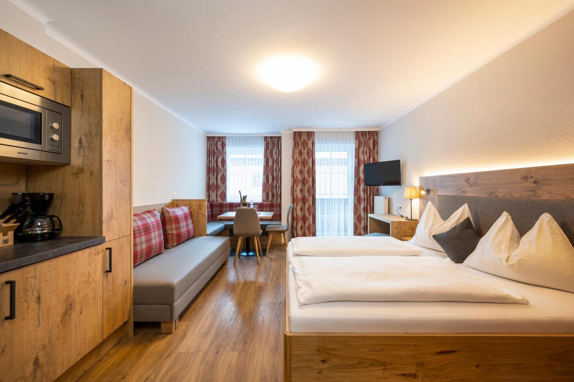 Ferienhotel Gasthof Zur Post Untertauern Extérieur photo