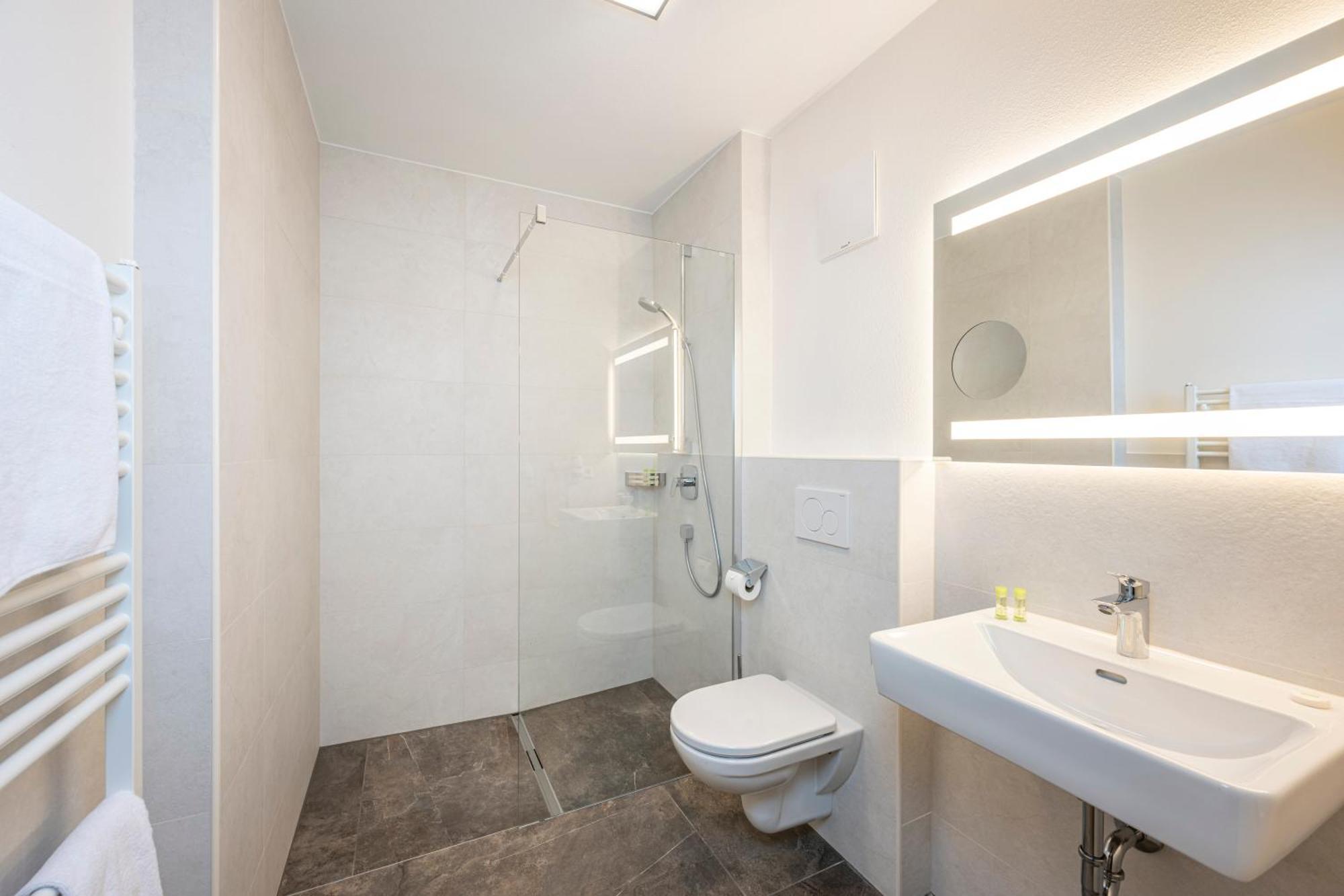 Ferienhotel Gasthof Zur Post Untertauern Extérieur photo