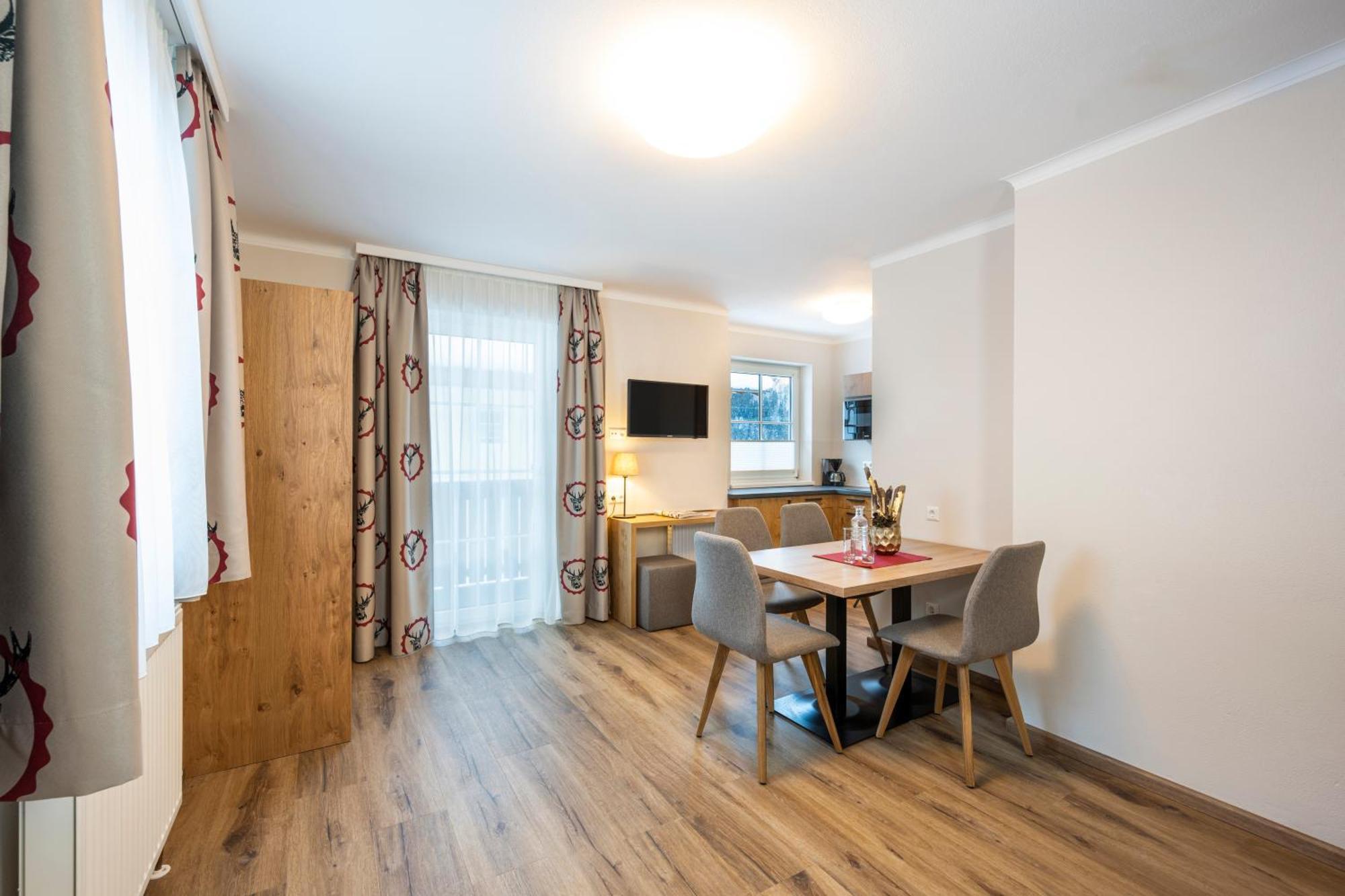 Ferienhotel Gasthof Zur Post Untertauern Chambre photo